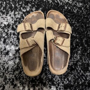 Women’s Birkenstock size 8